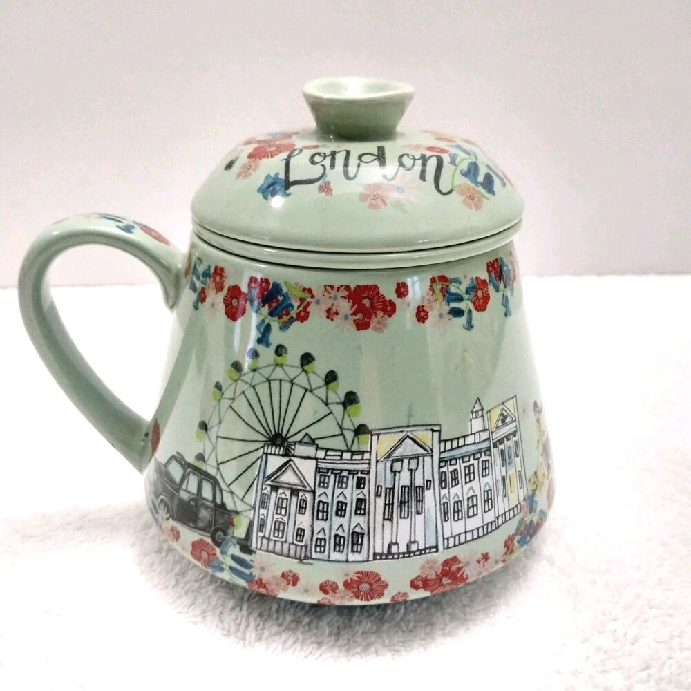 Covered TEA CUP With infuser London Green  World Market Made In China #C029